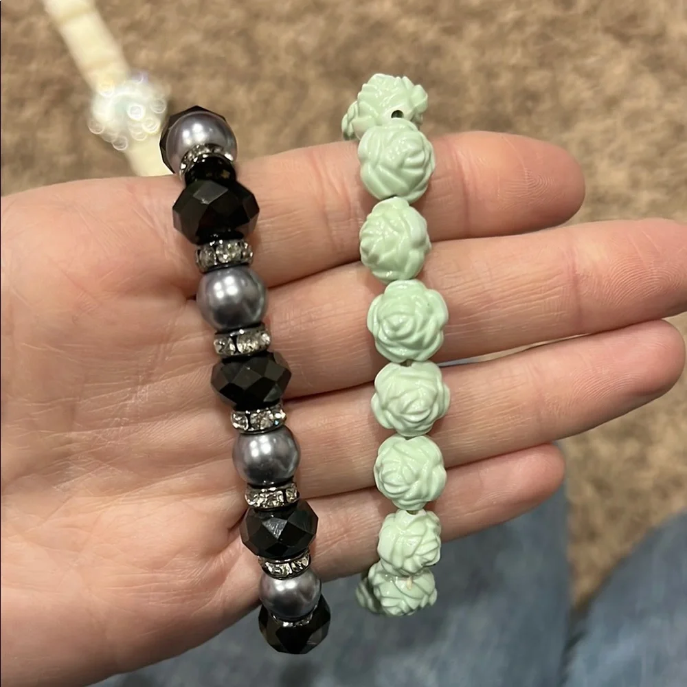 Assorted Bracelet Set - Picture 11 of 14